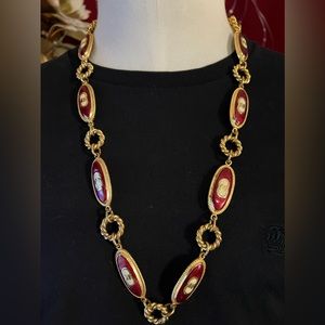 1970s Vintage Gucci Belt and Necklace